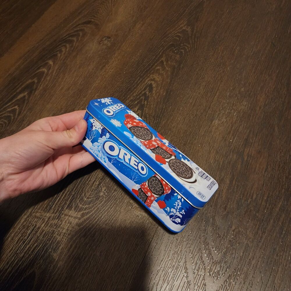 Nabisco Oreo Holiday Cookie Collectors Tin